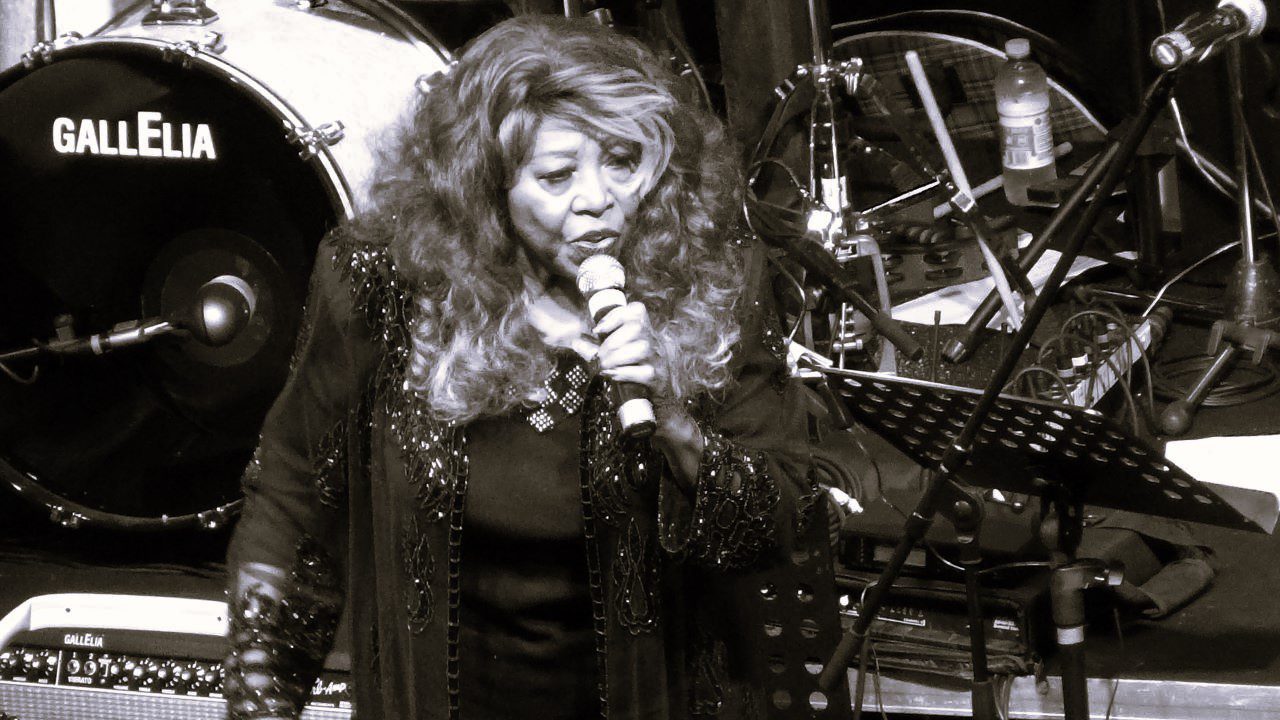 denise lasalle